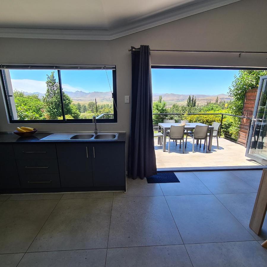 Clarens Escape Apartment Екстериор снимка